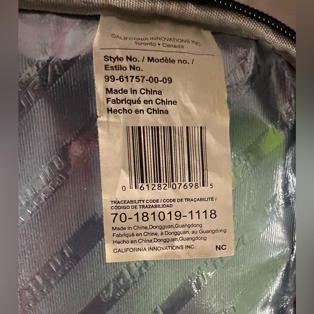 Artic Zone Expandable Lunch Box - Picture 5 of 6